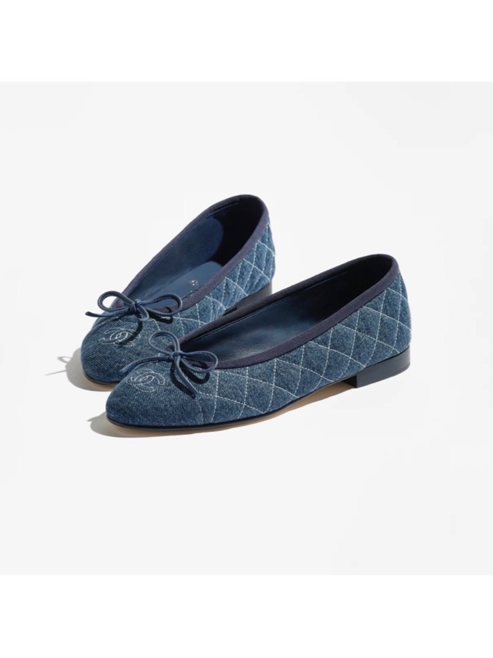 CHANEL Quilted Denim Navy Ballet Flats with Bow